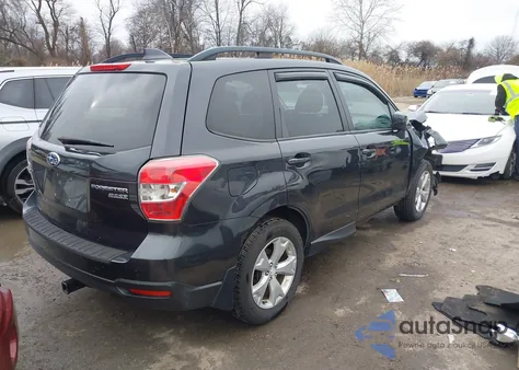 2016 Subaru Forester 2.5I Premium z USA, uszkodzony, nr VIN JF2SJADC5GH401735